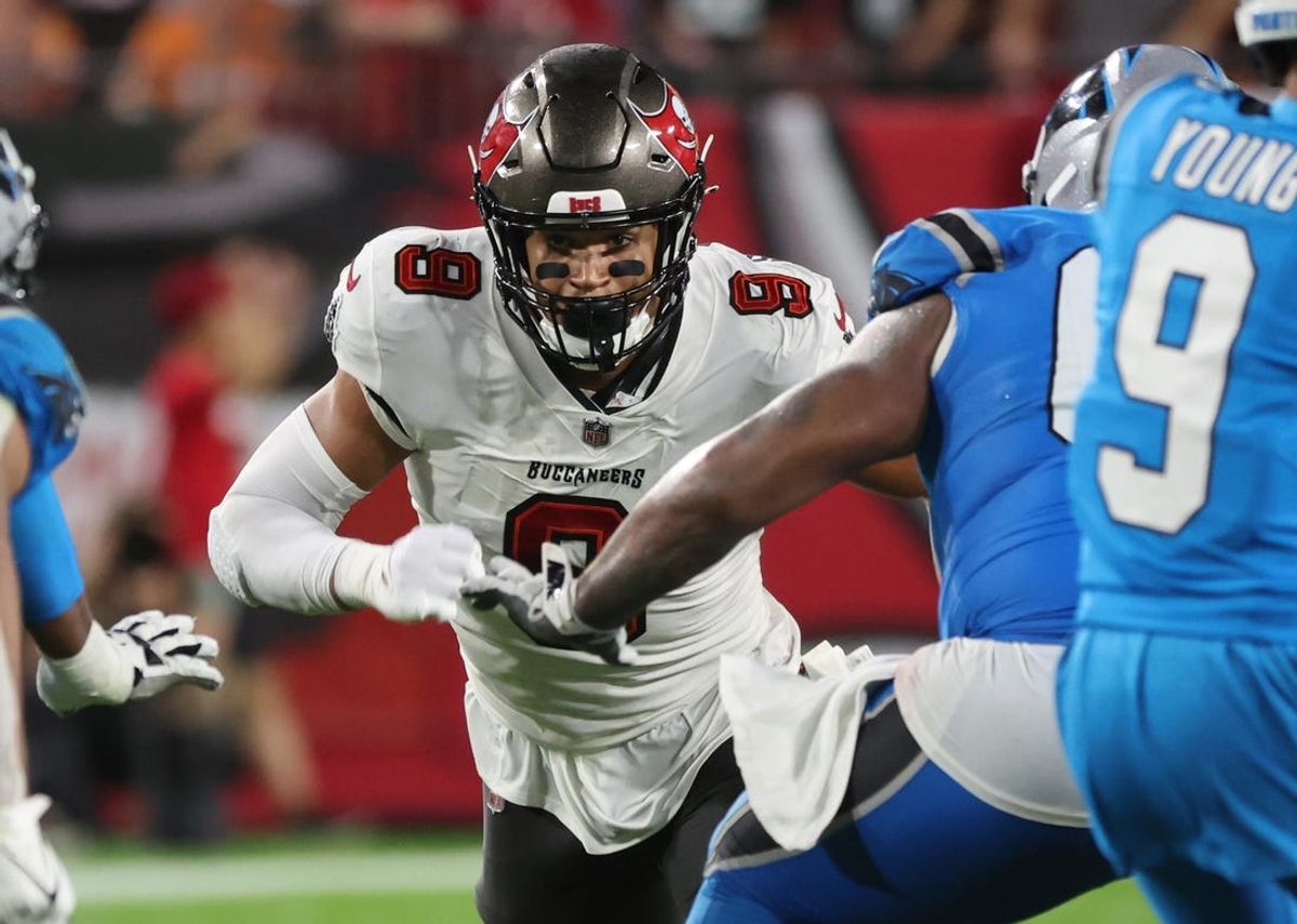 Reports: Bucs decline option on LB Joe Tryon-Shoyinka