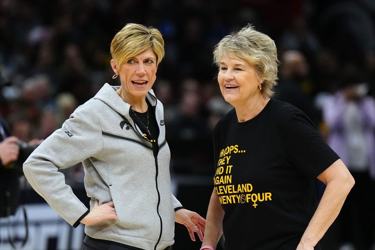 Lisa Bluder retires, Jan Jensen takes over at Iowa