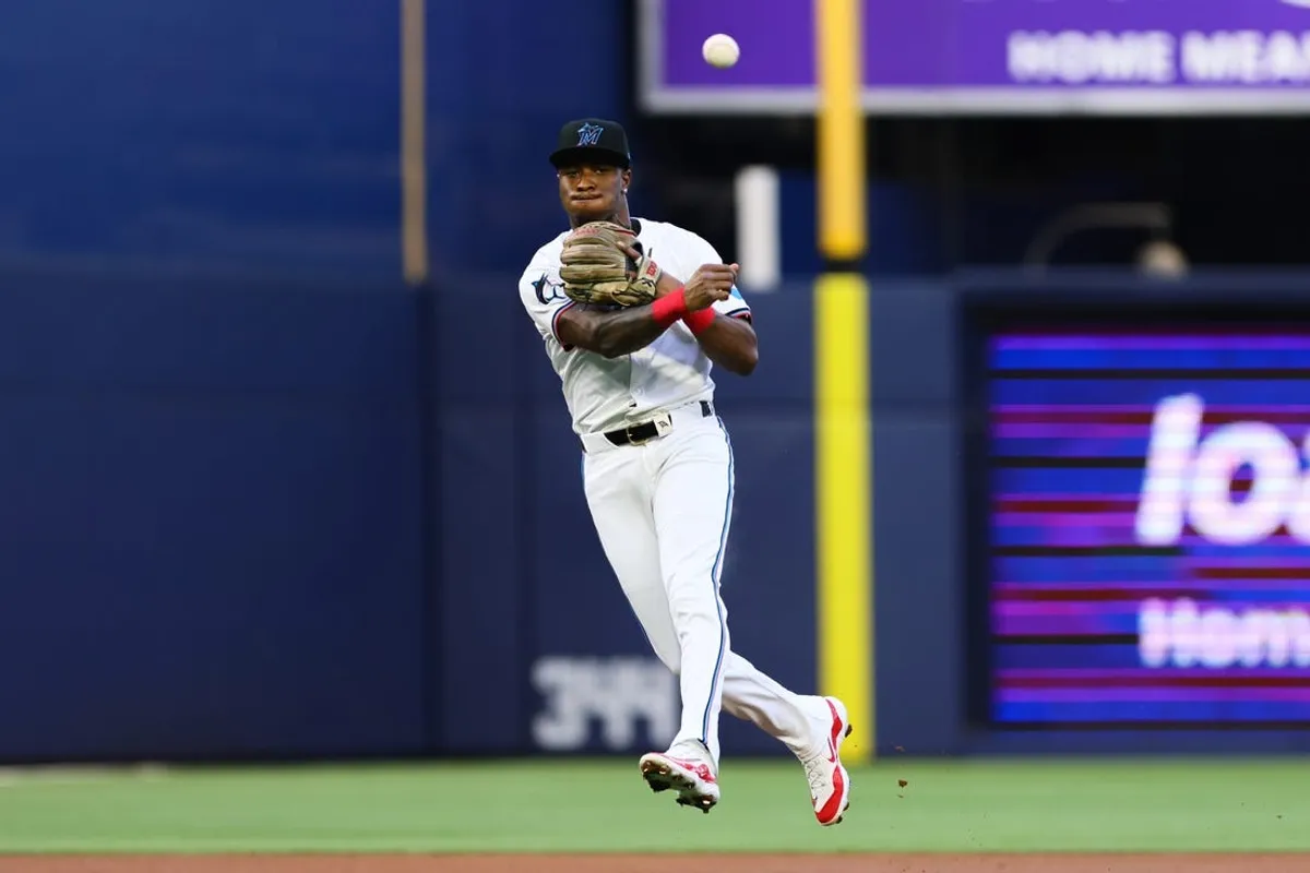 Marlins place Tim Anderson (back) on 10-day IL