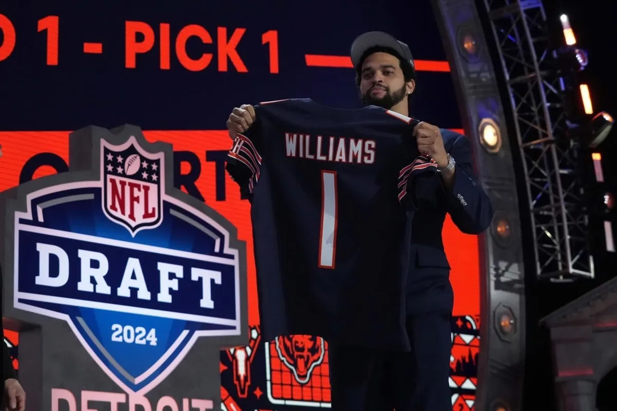 It's official: Bears rookie Caleb Williams to start at QB