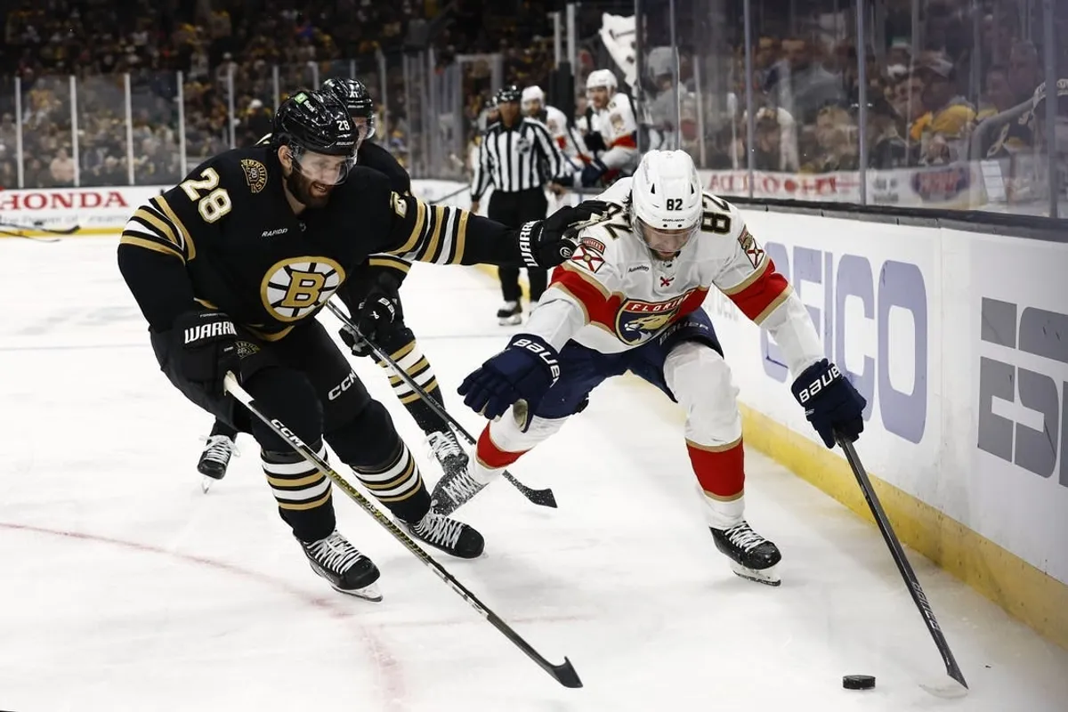 Panthers own power play in Game 3 win over Bruins