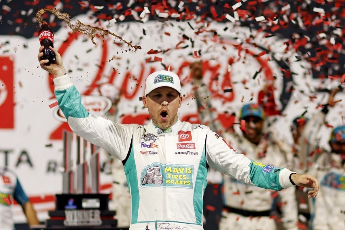 Denny Hamlin wins at Richmond in wild finish