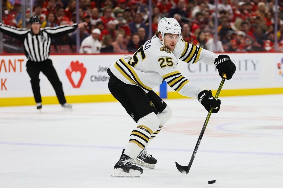 Bruins strive to return to Boston with 2-0 lead over Panthers