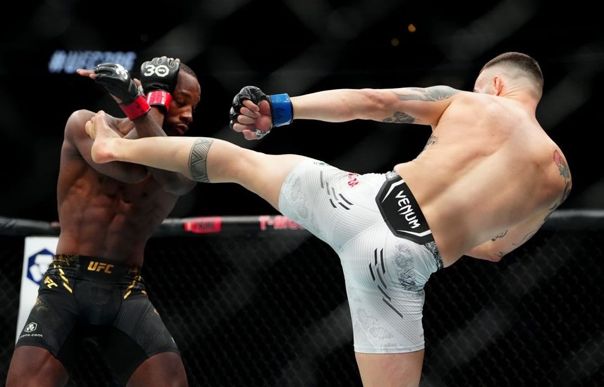 Leon Edwards retains welterweight belt at UFC 296